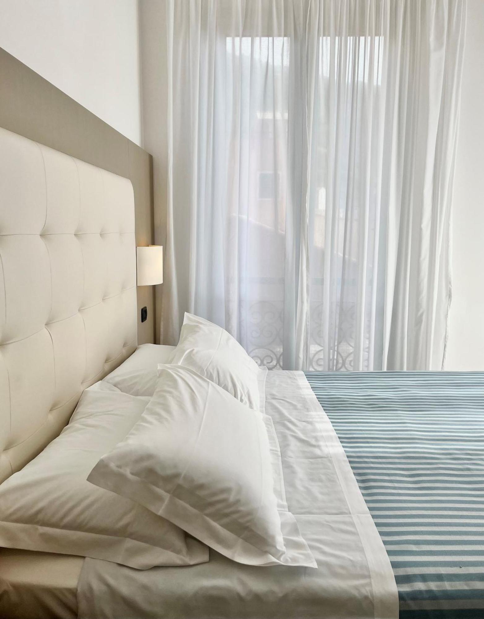 Hotel Degli Amici 3*